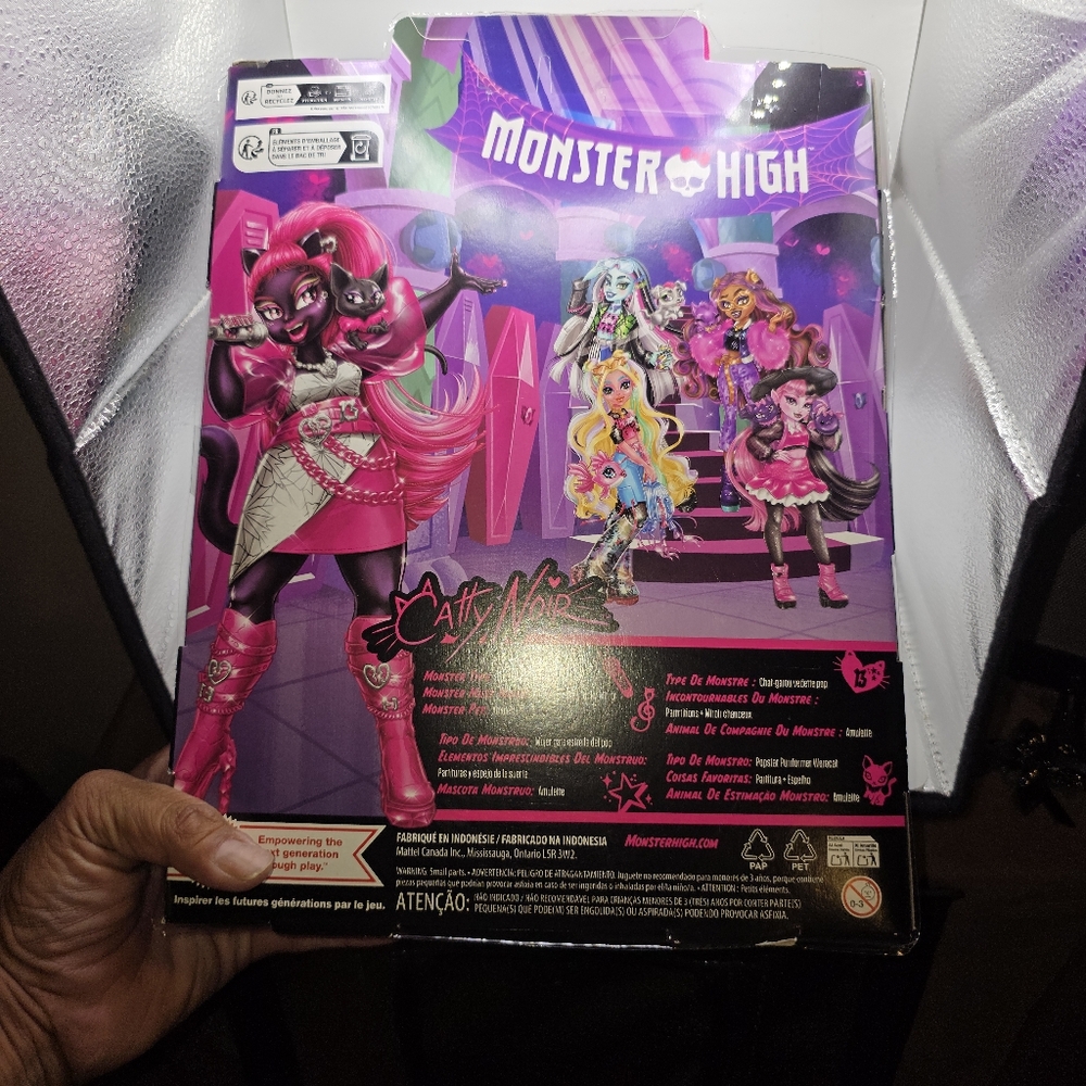 Monster High Catty Noir Doll G3 Amulet Series New in Box Mattel 2023 - Picture 2 of 10